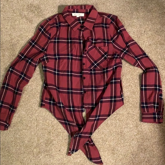🌼🔥Sale🔥 NWT Front knot plaid flannel🌼 - Picture 2 of 6